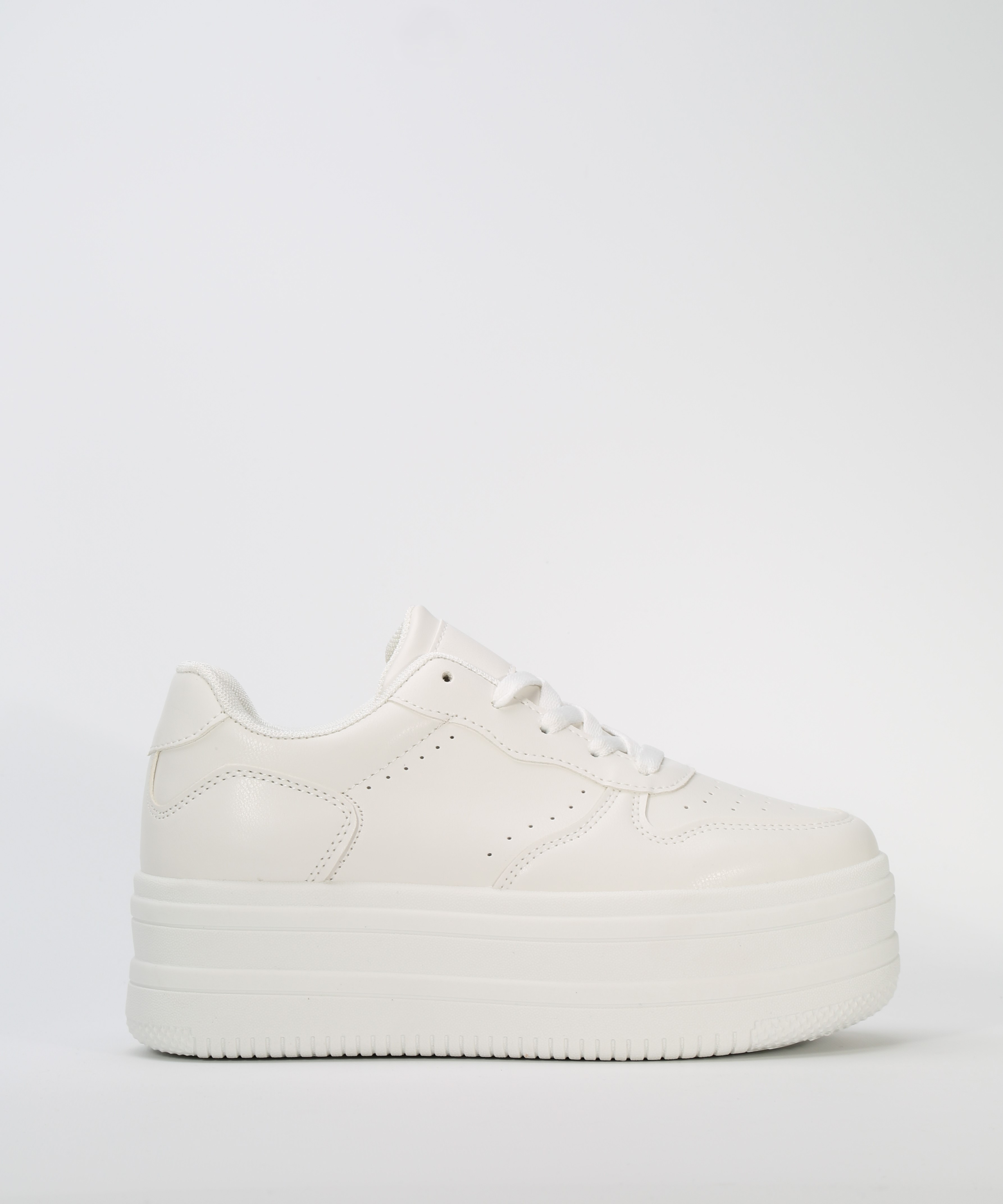 Zapatilla monocolor plataforma image number null